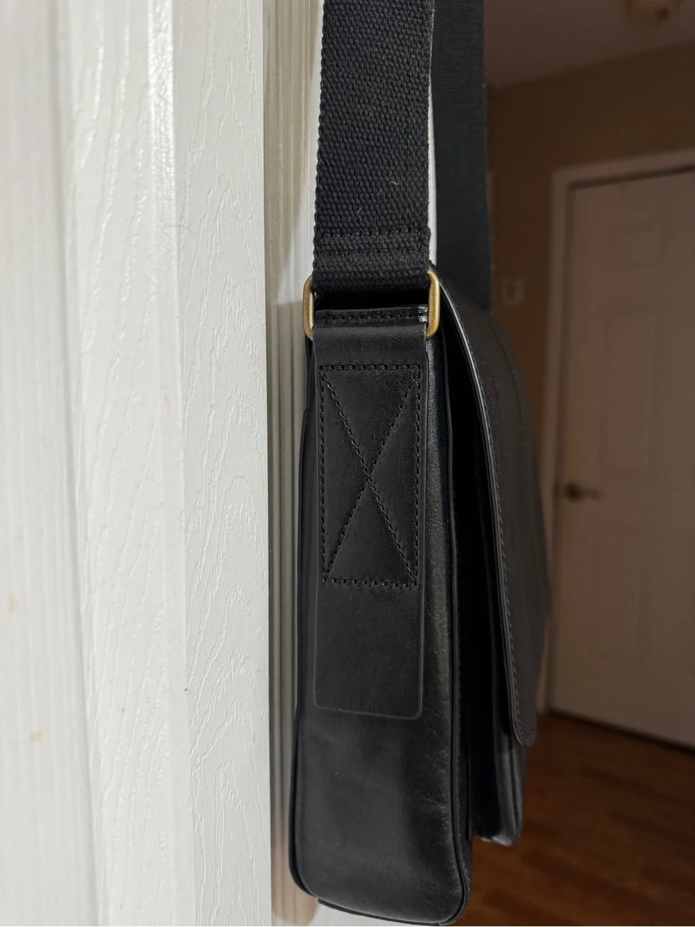 Fossil Black Leather Messenger Bag